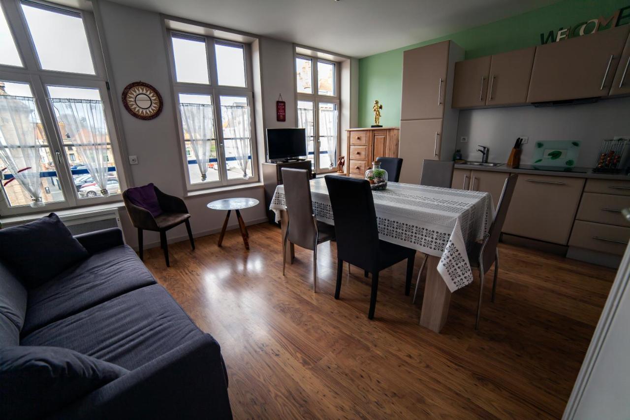 2 Gites Au Coeur De Bergues Exteriör bild